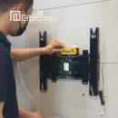 대방환경㈜ | 의왕 고천 디에트르 센트럴 실크벽지 75인치 벽걸이TV + 무타공 사운드바 설치 후기