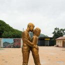 태양의 후예 동상 이미지