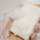 ㈜다이아모니에서울코스메틱 | 트러블 비누 르나드블랑, 각질제거로 깨끗한 피부