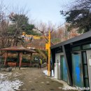 장지공원 화장실 이미지