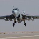 미 해병대의 노병 EA-6B가 이라크와 시리아 ISR 임무에 투입되고 있다 이미지