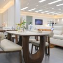 레오네식탁 이미지