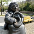 모모의 시간 이미지