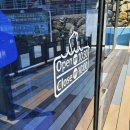 파란 카페 앤 호스텔 이미지