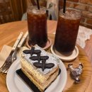 해달새 그리고 나무 이미지