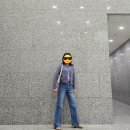 편안한 봄 가디건 출근<b>룩</b> : 러브<b>앤</b>쇼 가디건, 세미 와이드<b>핏</b> 청바지, 꽈배기 반팔 니트, 구찌 홀스빗...