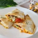 간단한 또띠아요리 퀘사디아 케사디야 만들기 냉장고털기 냉파요리 이미지