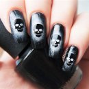 we art (nail)