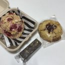 장한평역 카페 크럼블 장한평점 수제디저트 베이커리 빵집 포장 후기