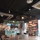 으르렁애견카페 이미지