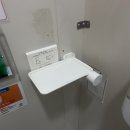 청소년수련관 화장실 이미지