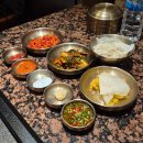 용산-서빙-68 | 용산역 신용산역 맛집! 육즙 가득 미친 고기 맛 자랑하는 뚝방뚱돼지 용산점(용산 회식, 대관 가능 고깃집)