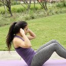 홈트 근력운동 이미지