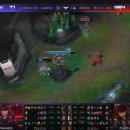 [LCK] GEN vs T1 페이즈 이즈리얼 q 적중률 수준 ㄷㄷ 이미지