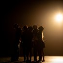 박물관 속 무용 이미지