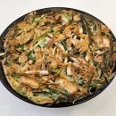 풍성한 칼국수 이미지