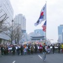 2월4일 서울시청 앞 태극기 집회 화보 유우상(사진작가) 이미지