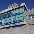 가평군 설악도서관 | [도서관투어] 책장 사이로 보이는 창밖 겨울 풍경이 아름다웠던 도서관 l 가평 설악도서관