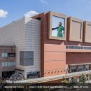 로지 아울렛 이미지