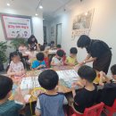 꿈꾸는 꼬마 예술가 이미지