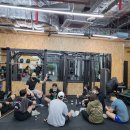 어라운드 크로스핏 이미지