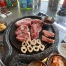 신화돌담집