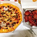 투가이즈치킨앤피자 이미지