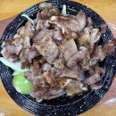 화덕꾼 고기주는막국수 이미지