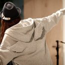 날개달린옷 이미지