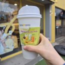 수원-2044 | 수원역 9번출구 가성비 좋은 카페 메가MGC커피 수원역점 디카페인 라떼 후기