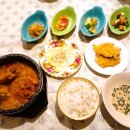 에든버러 한인민박 Abbey Lane (애비레인) 오늘의 아침식사 메뉴 - 닭볶음탕, 맛살전, 계란후라이 이미지