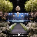 SPACE PC | ICC 미디어아트 스킨 Dark, Forest, Space, Aurora 정면에서 미리보기