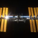 디스커버리 셔틀에서 본 우주정거장(ISS) 이미지