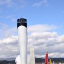 노랑등대 앞 이미지