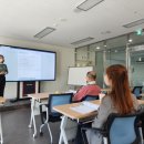 스마트폰 활용 컨설턴트 이미지