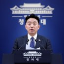 청와대 “연내 메가특구특별법 제정…2028년 말부터 호남권 클러스터에 전력 공급” 이미지