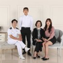 힐스템생활건강(구의아차산점) | 대가족부터 소가족, 광진구애견동반가족사진까지 한 번에 성공하는 25년 경력 베테랑 사진관