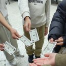 본잉글리시논현2관영어학원 | 논현동중등영어 학원에서 크리스마스 파티까지! 공부도 놀이도 확실한 곳