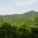 염산(382m). 안즌병산(417m). 수리봉(434m). 작은감투봉(428m).부월산(291m).누에머리산(437m) /충북 단양 이미지