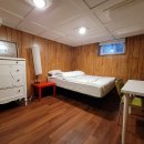 NORTH YORK CENTRE 지하철 걸어서 2분거리 주택 반지하 방 (9월1일) 이미지