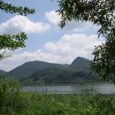 강이 있는 풍경 이미지