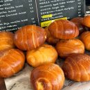 죽전팜 | [죽전] 디저트 맛집 보정동 카페거리시즌드꼬숑...후기 버터바 까눌레 휘낭시에 소금빵에 두쫀쿠도 팜!