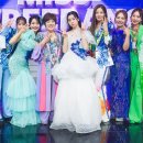 공주님 미스쓰리랑 단체사진이 올라왔습니다 이미지