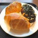 더착한커피군산점 | [군산/카페] 소금빵맛집, 군산 브런치카페 ‘UNWIND’