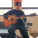 마음 울림 통기타 이미지