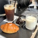 주진1길 | 제주시 소금빵 카페 '유동커피 소금공장점' | 영일소금공장, 포토존 내돈내산 솔직후기