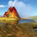 미국 네바다주 플라이 간헐천(Fly Geyser) 이미지