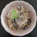 초간단 레시피 전기밥솥에 만든 맛있는 굴 콩나물밥 이미지