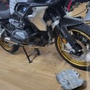 [충남 천안] R1250GS , F800R 오일 교환 및 포크 누유 작업 이미지