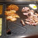 육꼬집 이미지